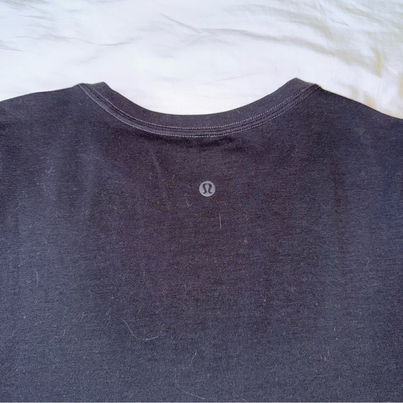 Lululemon Black Long Sleeve Top - Picture 2 of 2